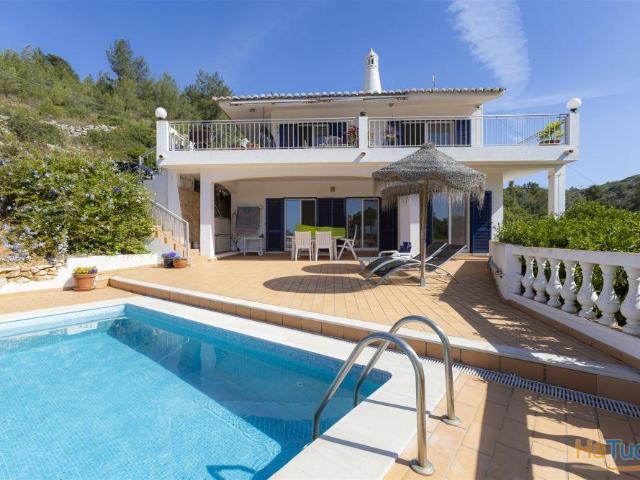 Moradia T3+1 com Vista panorâmica sobre o mar Salema | 26063917366