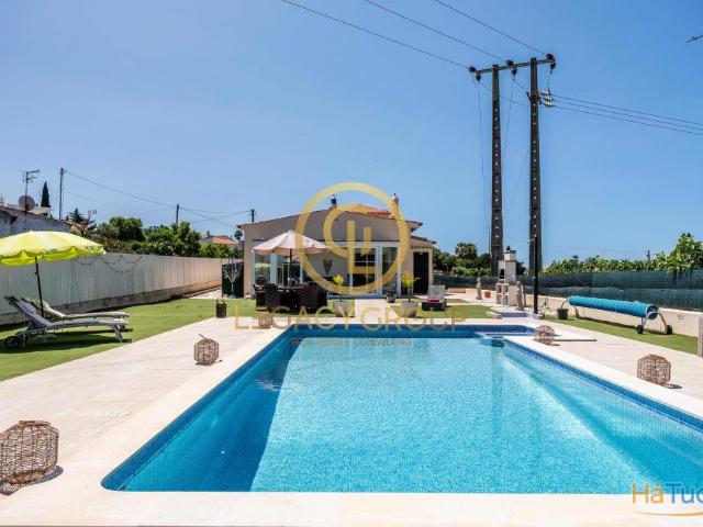 Moradia T3+1 Isolada com Piscina Carvoeiro | 26064084610