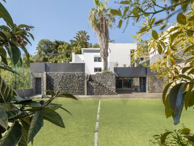 Moradia T3+1 | São Martinho | Piscina & Campo De Futebol | V. 451m² São martinho