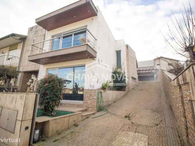 Moradia T3+2 Sobrado, Valongo