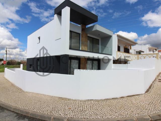 Moradia T3 Moderna 110m² Algoz e tunes