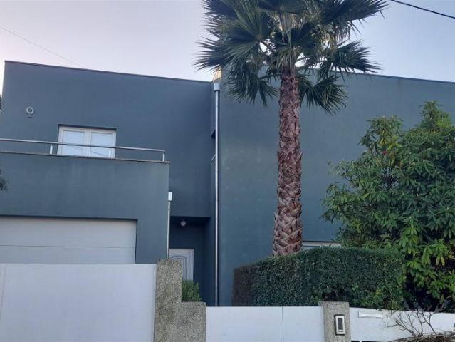 Moradia T3 Moderna com Piscina Privada ? Loivo, Vila Nova De Cerveira | 26064039523