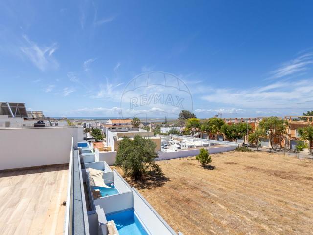 Moradia T3, Moncarapacho e Fuseta, Olhão | BPI Expresso Imobiliário