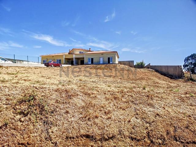 Moradia T3 na Lourinhã 166m² Santa bárbara