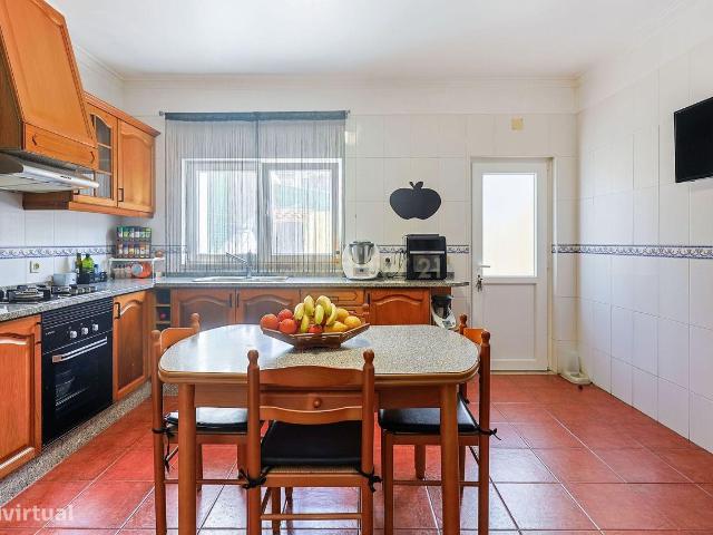 Moradia T3 na Quinta do Conde com Terrao e Garagem