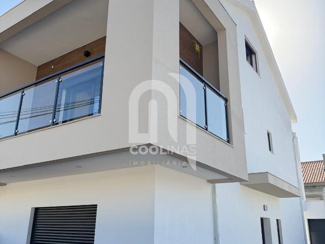 Moradia T3 na Quinta do Conde – Conforto, Modernidade e Tranquilidade
