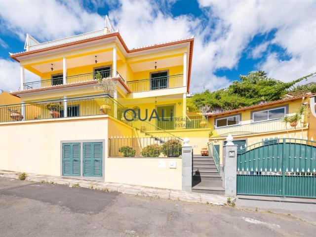 Moradia T3 no Monte, Funchal 248m² Monte