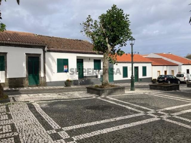 Moradia T3 no centro, com vista para a emblemática ponte dos sete arcos