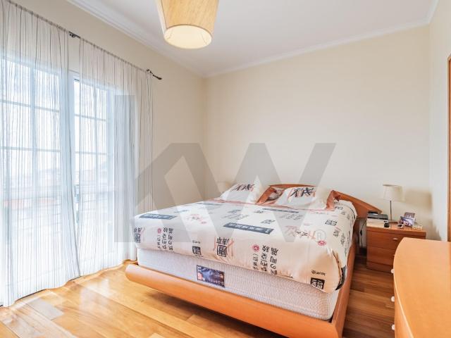 ​​​​​​​​​​​​​​​​​​​​​​​​​​Moradia T3 no Imaculado Coração de Maria/Vista Mar e jardim