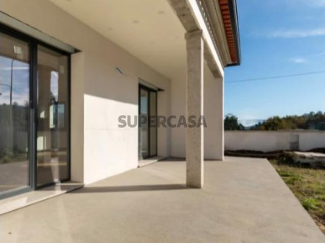 Moradia T3 Nova