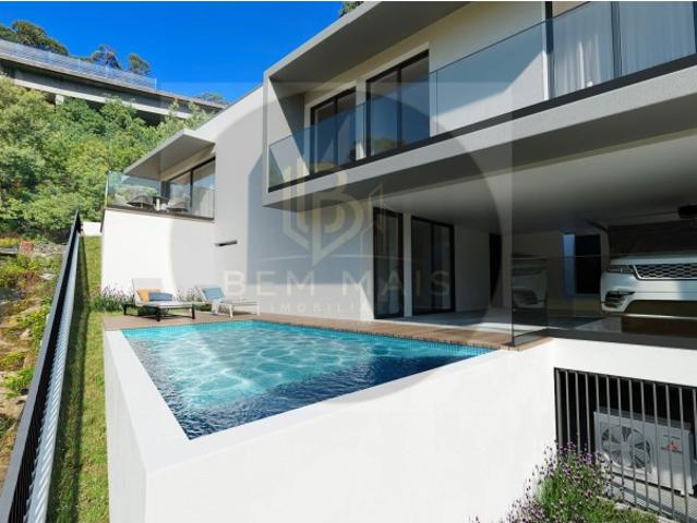 Moradia T3 Nova com Jardim | Perre Viana do Castelo