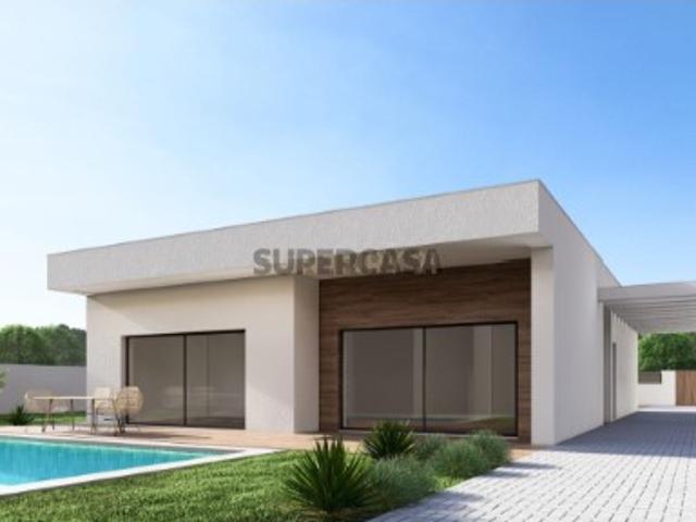 Moradia T3 Nova a Estrear com piscina Oportunidade Única!