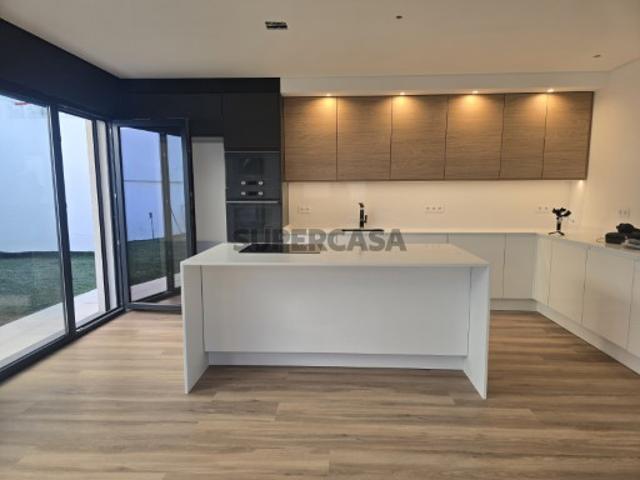 Moradia T3 Nova Piscina