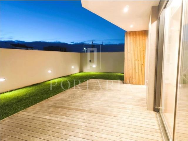Moradia T3 nova, pronta a habitar em Aveiro Casas do Alto