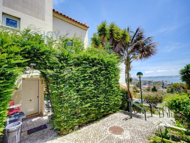 Moradia T3, Oeiras e São Julião Da Barra, Paço de Arcos e Caxias, Oeiras | BPI Expresso Imobiliário