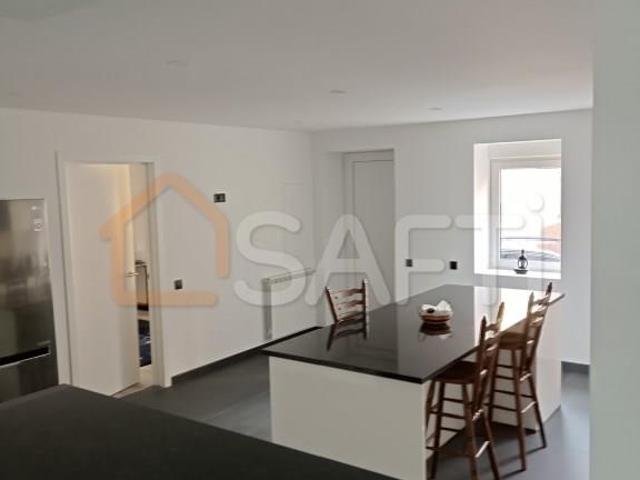 Moradia T3 Óis da Ribeira 380m² Travassô