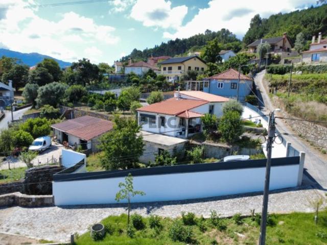 Moradia T3 Oleiros