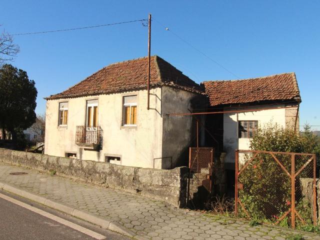 Moradia T3 à venda em Vouzela
