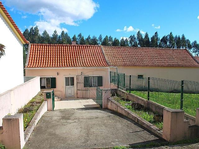 Moradia T3 à venda em Casal do Caniçal m² da Lourinhã e Atalaia