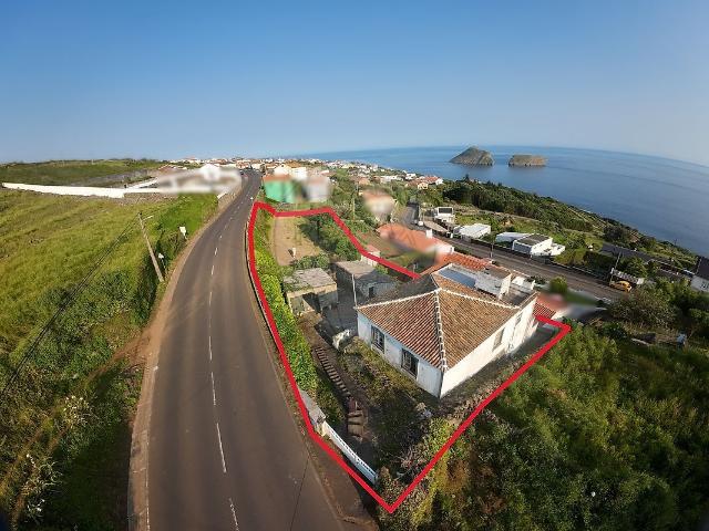 Moradia T3 à venda em Feteira