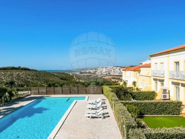 Moradia T3 à venda em Lourinhã