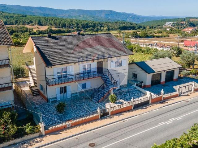 Moradia T3 à venda em Seia