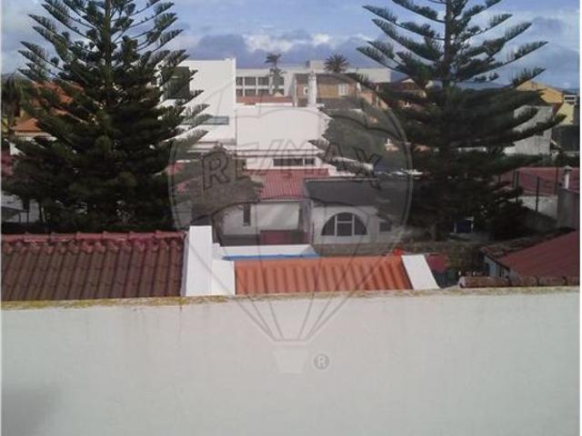 Moradia T3 à venda em Ponta Delgada