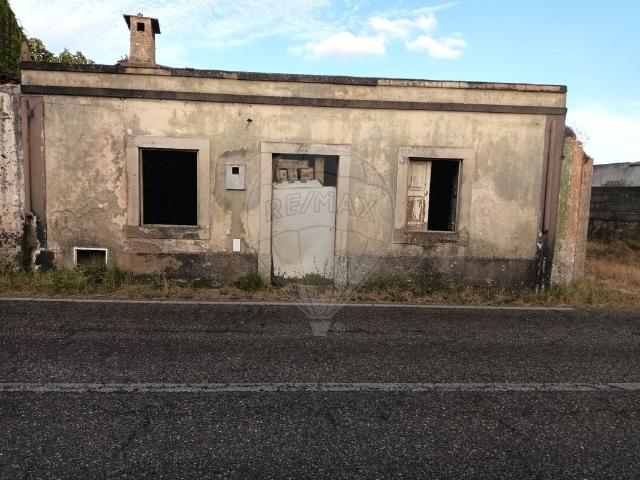 Moradia T3 à venda em Tomar