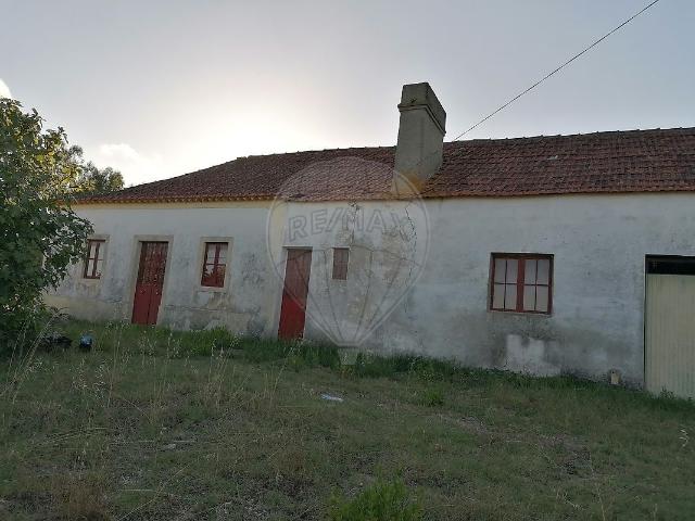 Moradia T3 à venda em Torres Novas