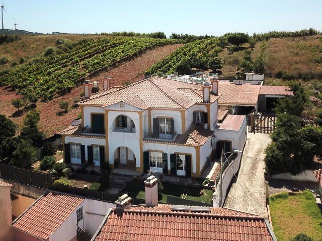 Moradia T3 à venda em Torres Vedras