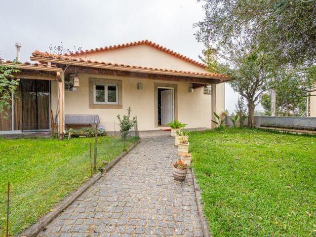 Moradia T3 à venda em Vila Verde 148m² Marrancos e Arzozelo