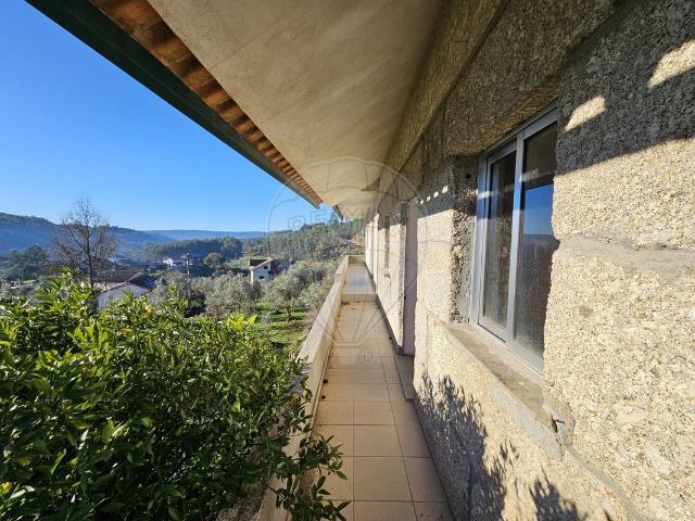 Moradia T3 à venda em Viseu