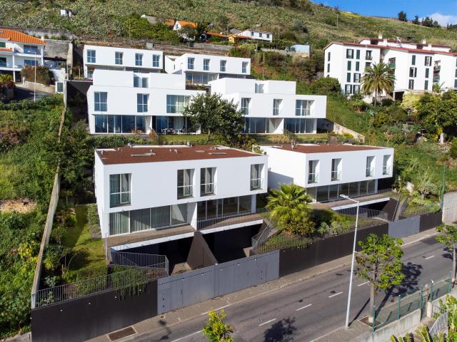 Moradia T3 Ajuda Funchal 301m² São Martinho