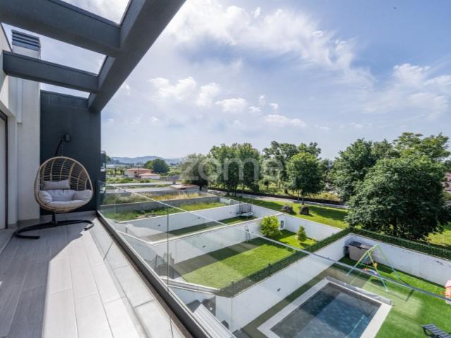 Moradia T3 c/ Piscina e Lounge Privado | Merelim, Braga