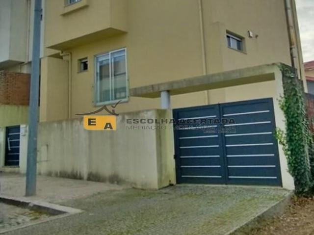 Moradia T3 Castlo da Maia
