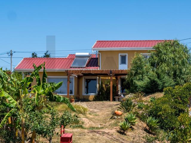 Moradia T3 com 1.000m² de terreno em Torres Vedras