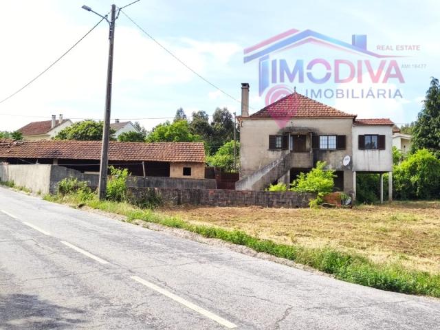 Moradia T3 com Terreno Plano de 1.000 m² a 5 minutos de Figueiró dos Vinhos