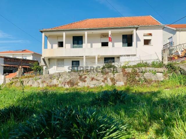 Moradia T3 com vista mar em Belinho