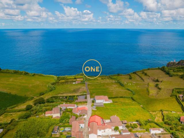 Moradia T3 com Vista Mar – Nordeste, Ilha de São Miguel