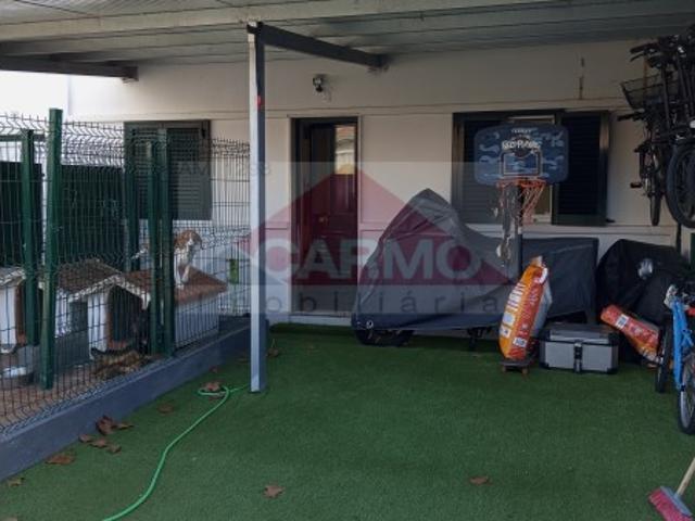 Moradia T3 com anexo e terraço / Alcochete Marque já a sua visita