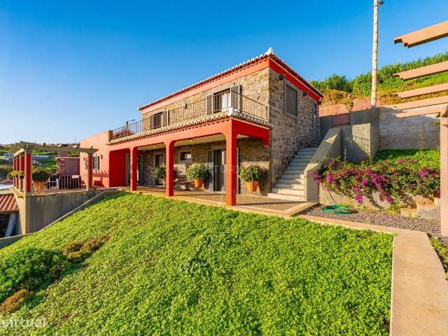 Moradia T3 com Anexo Ponta do Sol, Madeira
