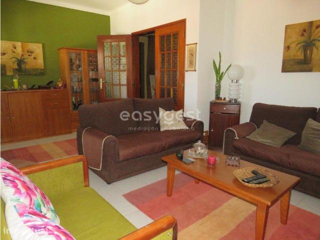 Moradia T3 com boas reas e excelente logradouro em Aljustrel