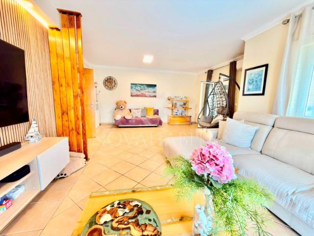 Moradia T3 com garagem e jardim em Miragaia Lourinhã