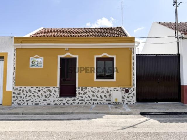 Moradia T3 com Garagem e Quintal | Alpiarça