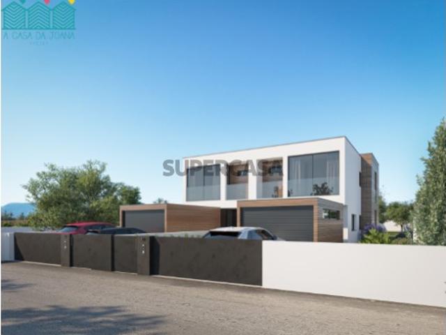 Moradia T3 com Garagem em Aradas