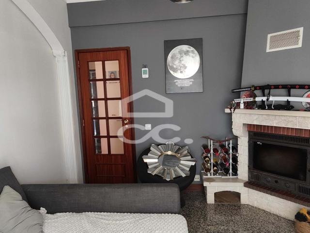 GRANDE BAIXA DE PREÇO. Moradia T3 com garagem em Pinhal Vidal, Corroios, Seixal