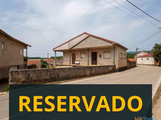 Moradia T3 com garagem + terreno para venda ? Paço_Botão | 26084088470