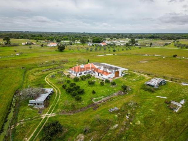 Moradia T3 com jardim, Grandola