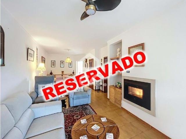 Moradia T3 com jardim e terraço, Óbidos