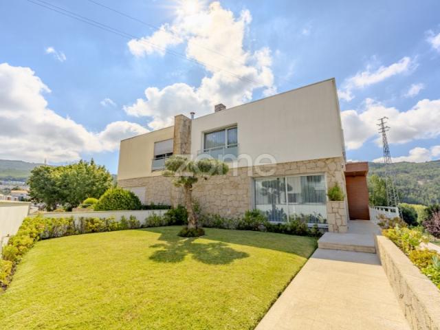 Moradia T3 com Jardim e Vistas Desafogadas Nogueira